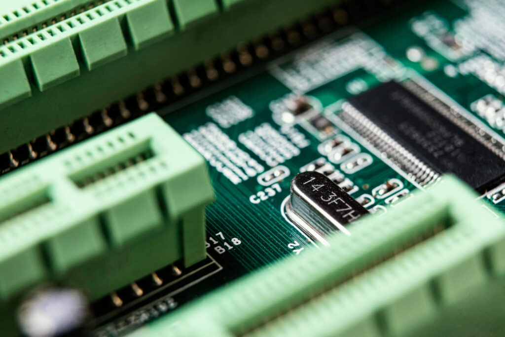 半導体商社として実績のあるe-Partsの公式サイト
